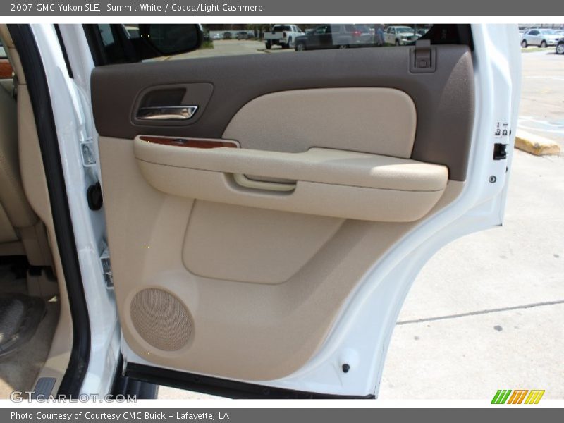 Door Panel of 2007 Yukon SLE