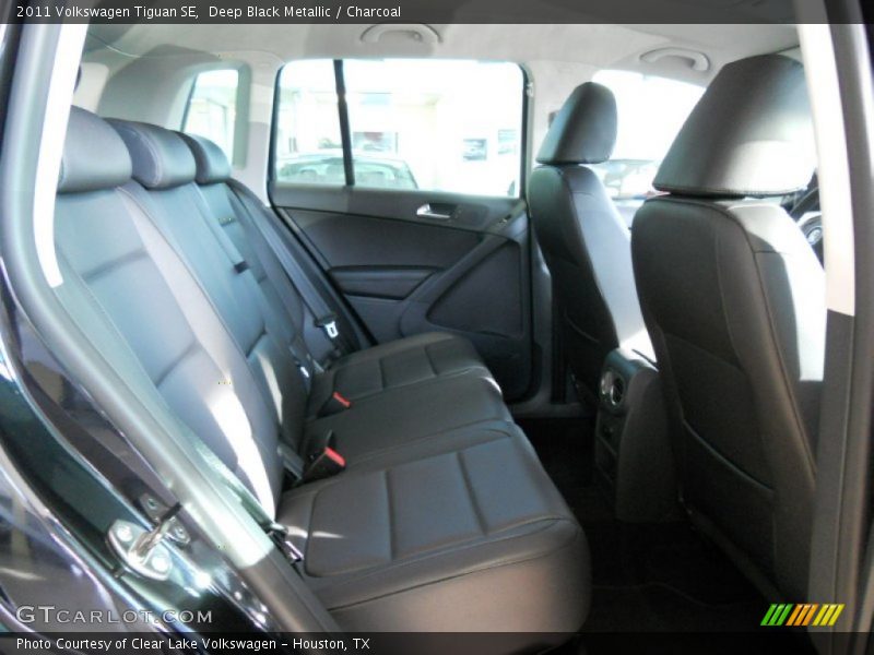 Deep Black Metallic / Charcoal 2011 Volkswagen Tiguan SE