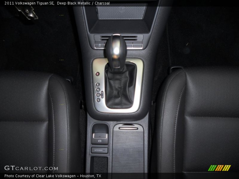  2011 Tiguan SE 6 Speed Tiptronic Automatic Shifter