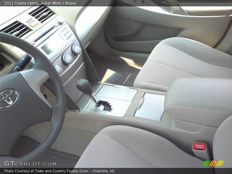 Super White / Bisque 2011 Toyota Camry