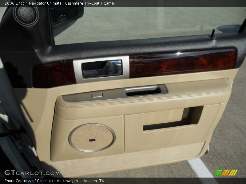 Cashmere Tri-Coat / Camel 2006 Lincoln Navigator Ultimate