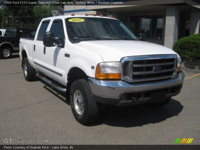 Oxford White / Medium Graphite 2000 Ford F250 Super Duty XLT Crew Cab 4x4