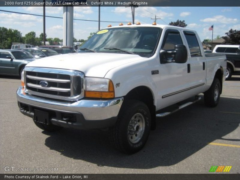 Oxford White / Medium Graphite 2000 Ford F250 Super Duty XLT Crew Cab 4x4
