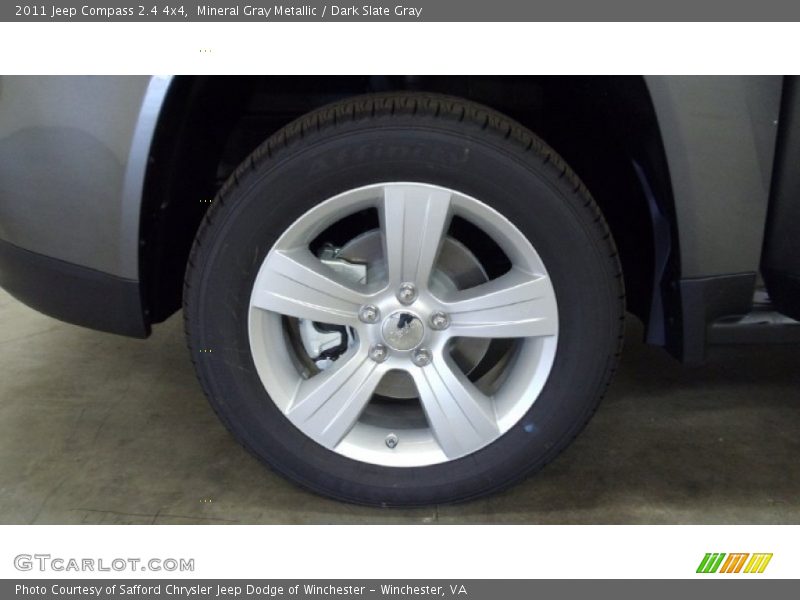Mineral Gray Metallic / Dark Slate Gray 2011 Jeep Compass 2.4 4x4