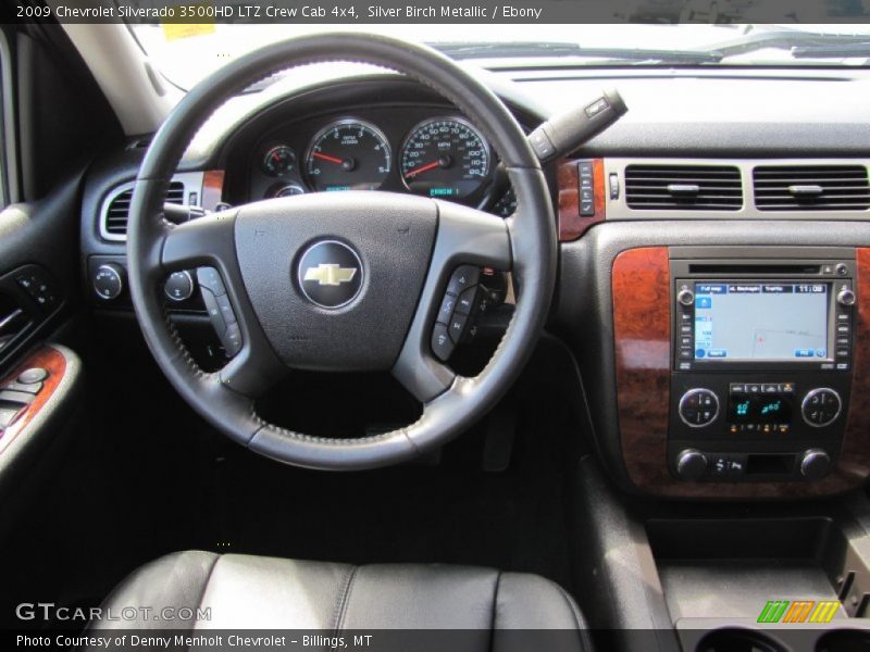 Dashboard of 2009 Silverado 3500HD LTZ Crew Cab 4x4