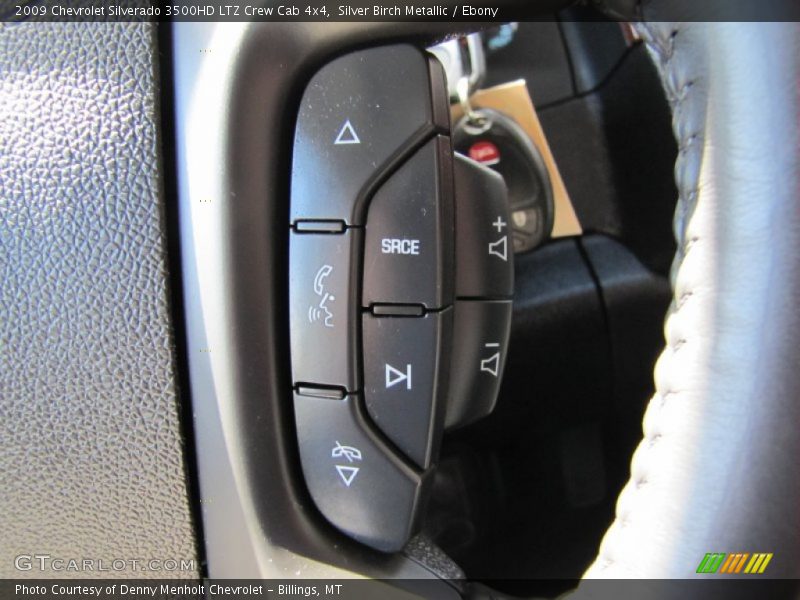 Controls of 2009 Silverado 3500HD LTZ Crew Cab 4x4