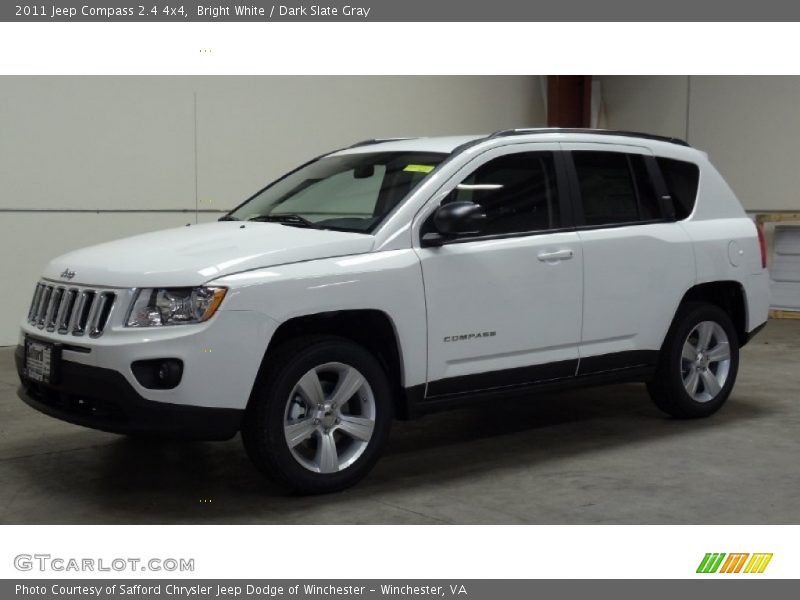 Bright White / Dark Slate Gray 2011 Jeep Compass 2.4 4x4