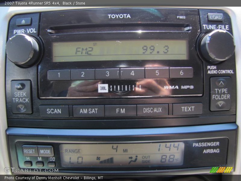Controls of 2007 4Runner SR5 4x4