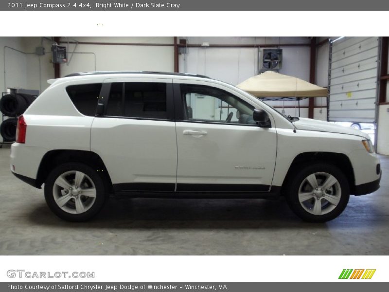 Bright White / Dark Slate Gray 2011 Jeep Compass 2.4 4x4