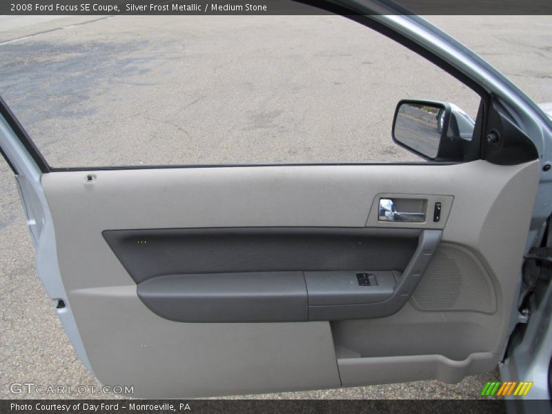Silver Frost Metallic / Medium Stone 2008 Ford Focus SE Coupe