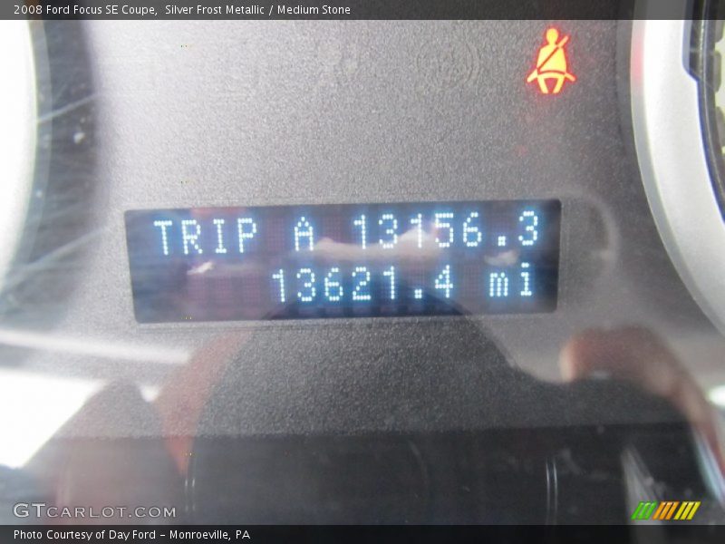 Silver Frost Metallic / Medium Stone 2008 Ford Focus SE Coupe