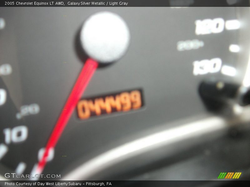 Galaxy Silver Metallic / Light Gray 2005 Chevrolet Equinox LT AWD