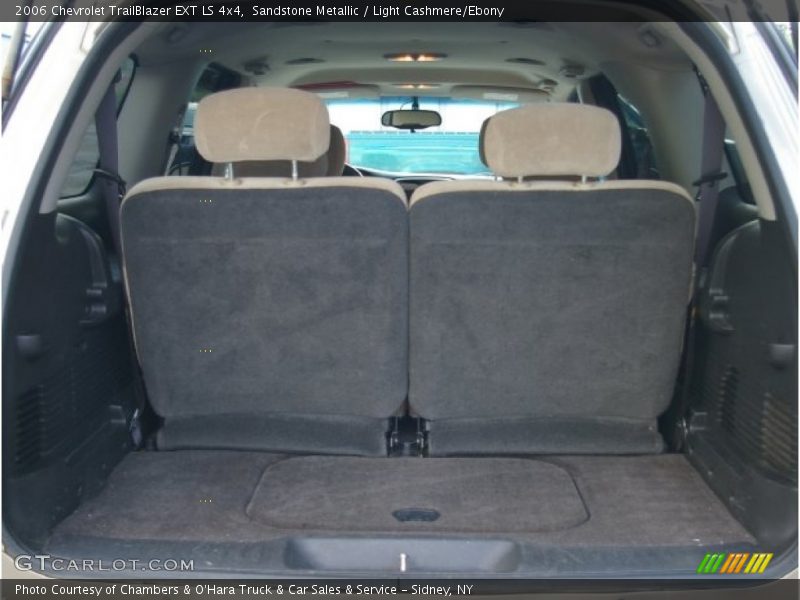 Sandstone Metallic / Light Cashmere/Ebony 2006 Chevrolet TrailBlazer EXT LS 4x4