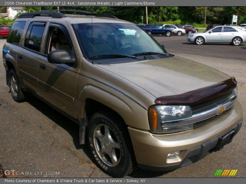 Sandstone Metallic / Light Cashmere/Ebony 2006 Chevrolet TrailBlazer EXT LS 4x4
