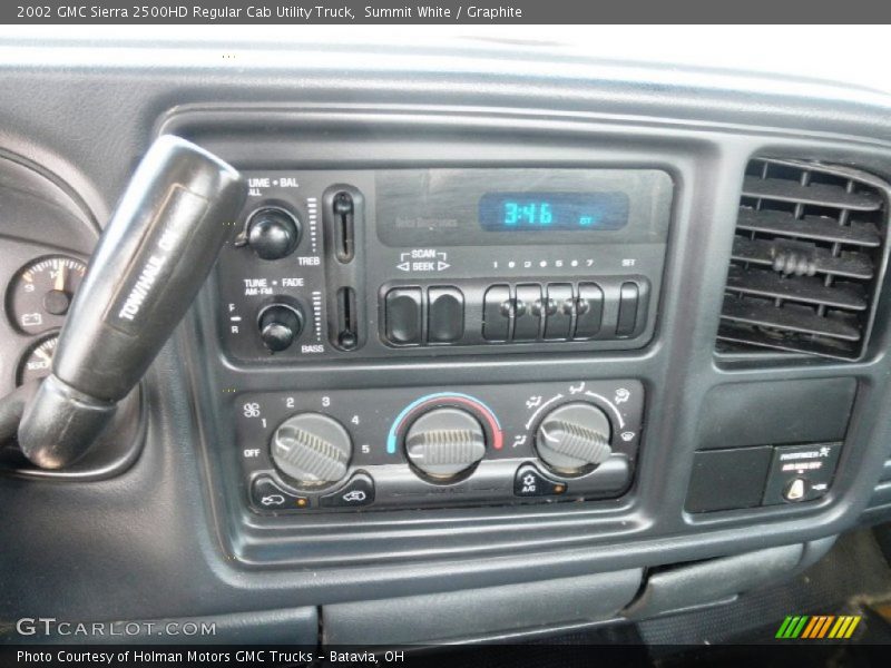 Controls of 2002 Sierra 2500HD Regular Cab Utility Truck