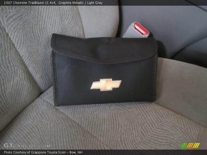 Graphite Metallic / Light Gray 2007 Chevrolet TrailBlazer LS 4x4