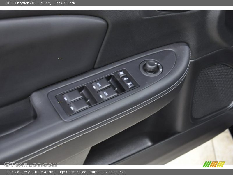 Black / Black 2011 Chrysler 200 Limited