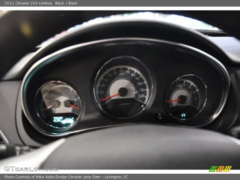 Black / Black 2011 Chrysler 200 Limited