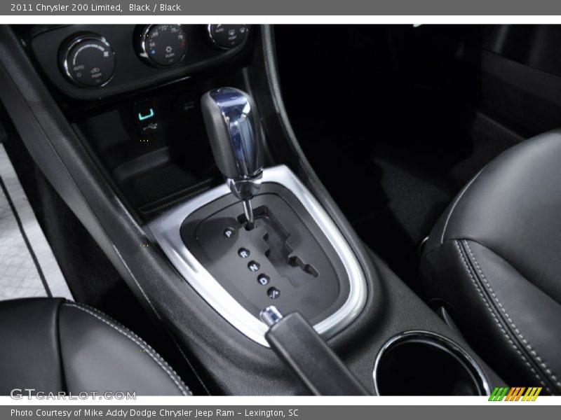 Black / Black 2011 Chrysler 200 Limited