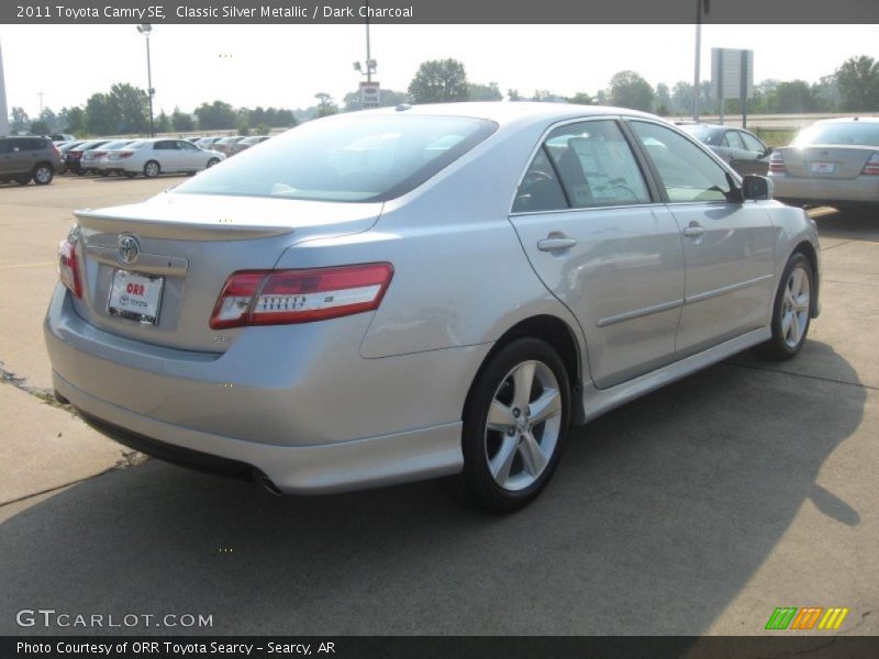 Classic Silver Metallic / Dark Charcoal 2011 Toyota Camry SE