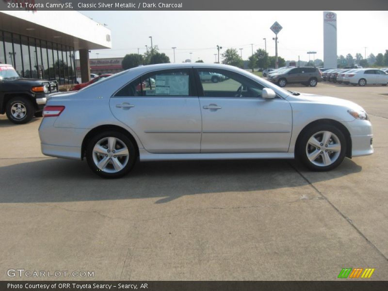 Classic Silver Metallic / Dark Charcoal 2011 Toyota Camry SE