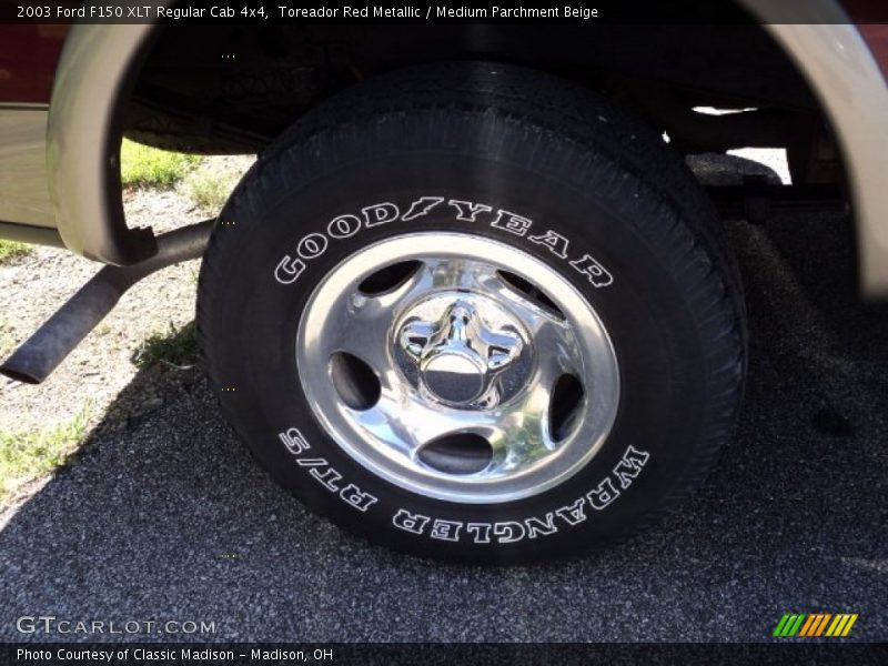 Toreador Red Metallic / Medium Parchment Beige 2003 Ford F150 XLT Regular Cab 4x4