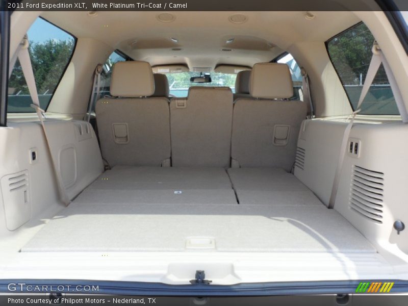 White Platinum Tri-Coat / Camel 2011 Ford Expedition XLT