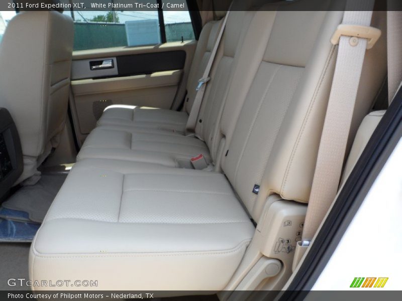 White Platinum Tri-Coat / Camel 2011 Ford Expedition XLT