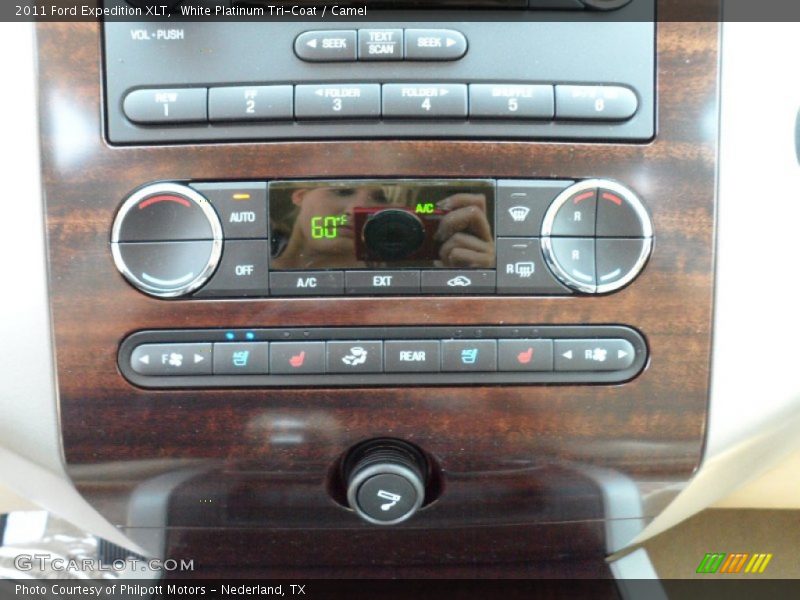 White Platinum Tri-Coat / Camel 2011 Ford Expedition XLT