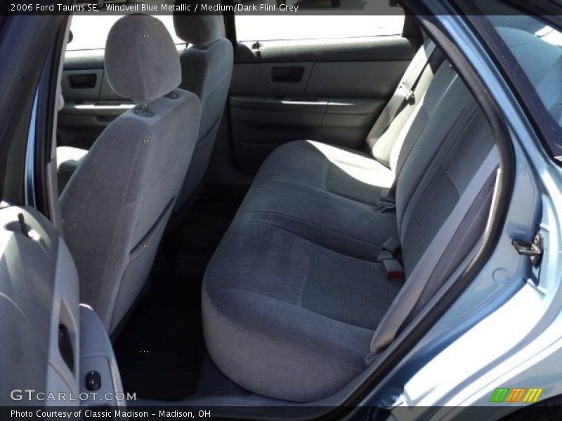 Windveil Blue Metallic / Medium/Dark Flint Grey 2006 Ford Taurus SE