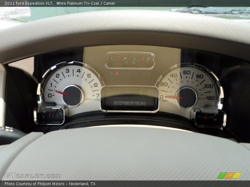 White Platinum Tri-Coat / Camel 2011 Ford Expedition XLT