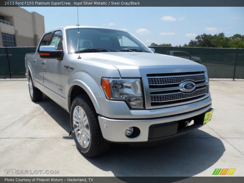 Front 3/4 View of 2011 F150 Platinum SuperCrew