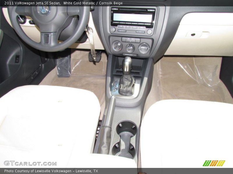 White Gold Metallic / Cornsilk Beige 2011 Volkswagen Jetta SE Sedan