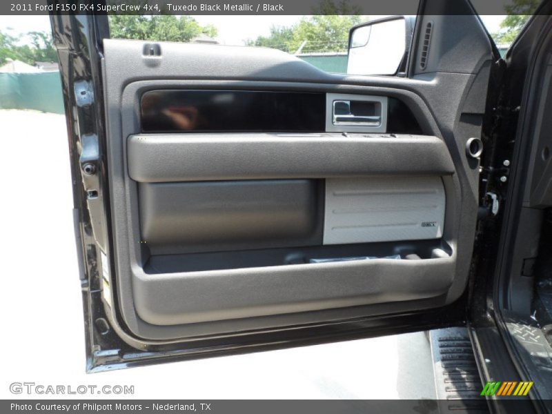 Tuxedo Black Metallic / Black 2011 Ford F150 FX4 SuperCrew 4x4