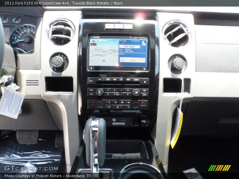 Tuxedo Black Metallic / Black 2011 Ford F150 FX4 SuperCrew 4x4