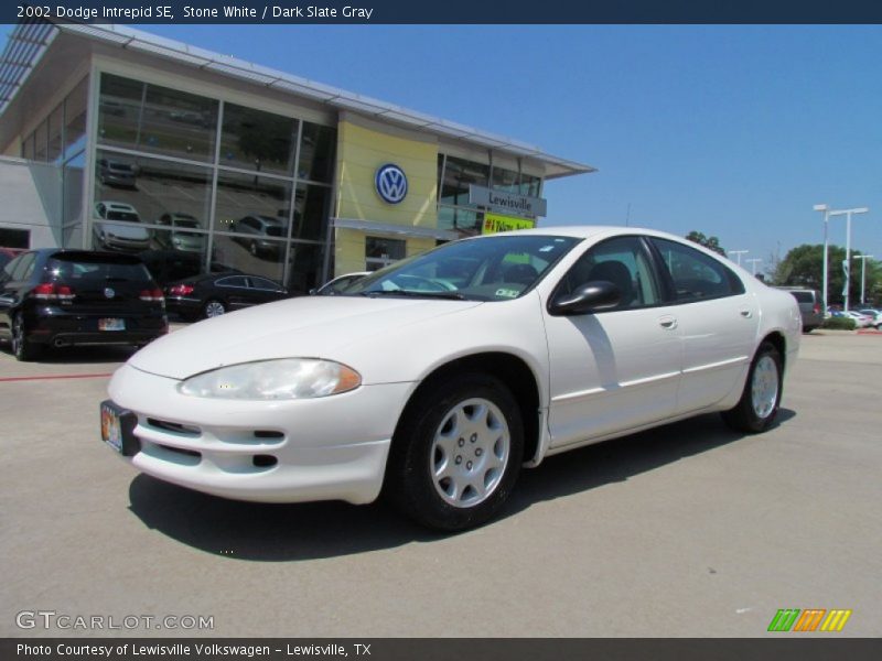Stone White / Dark Slate Gray 2002 Dodge Intrepid SE