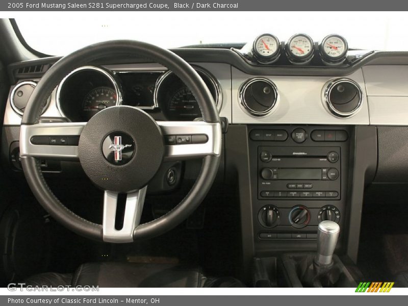 Dashboard of 2005 Mustang Saleen S281 Supercharged Coupe
