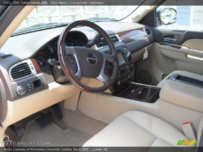 Onyx Black / Cocoa/Light Cashmere 2011 GMC Yukon Denali AWD