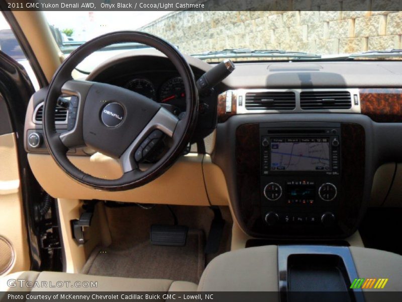 Onyx Black / Cocoa/Light Cashmere 2011 GMC Yukon Denali AWD