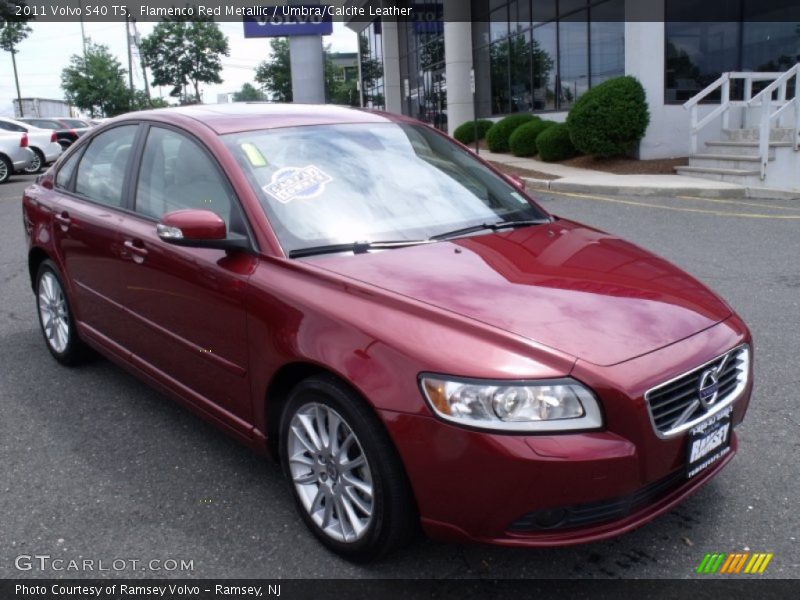 Flamenco Red Metallic / Umbra/Calcite Leather 2011 Volvo S40 T5