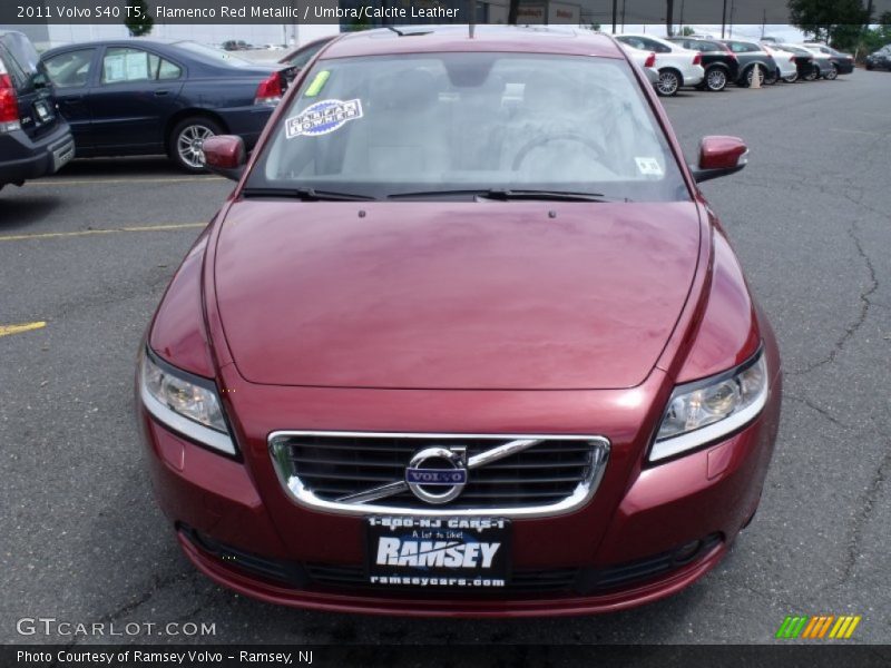 Flamenco Red Metallic / Umbra/Calcite Leather 2011 Volvo S40 T5