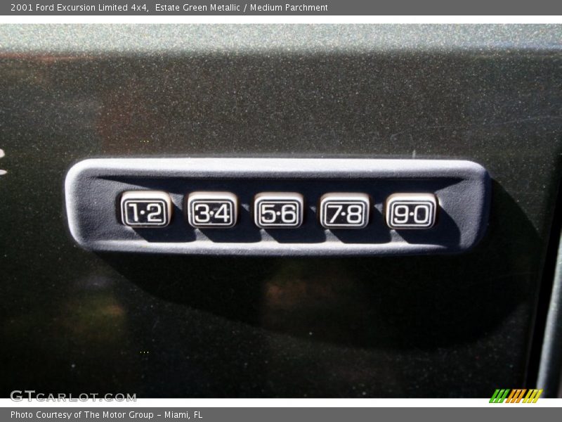 Estate Green Metallic / Medium Parchment 2001 Ford Excursion Limited 4x4