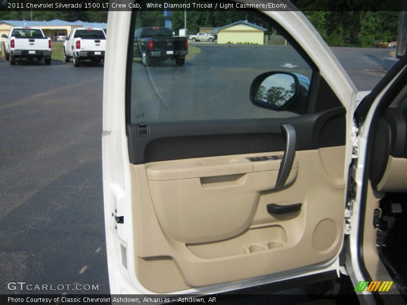 White Diamond Tricoat / Light Cashmere/Ebony 2011 Chevrolet Silverado 1500 LT Crew Cab