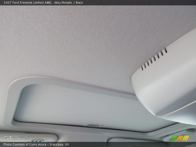 Alloy Metallic / Black 2007 Ford Freestyle Limited AWD