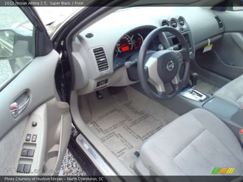 Super Black / Frost 2012 Nissan Altima 2.5