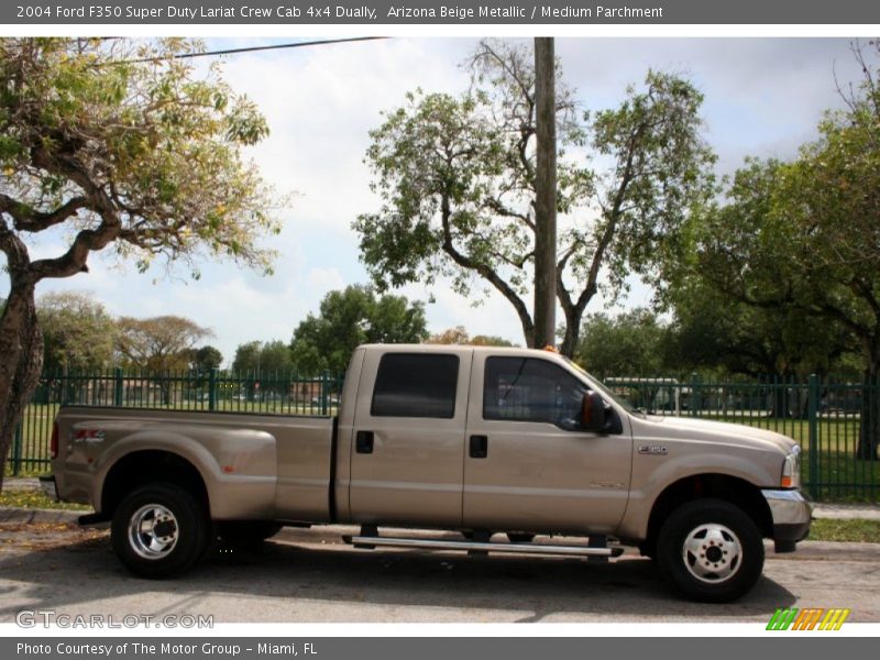 Arizona Beige Metallic / Medium Parchment 2004 Ford F350 Super Duty Lariat Crew Cab 4x4 Dually