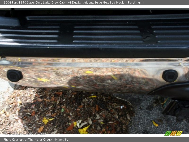 Arizona Beige Metallic / Medium Parchment 2004 Ford F350 Super Duty Lariat Crew Cab 4x4 Dually
