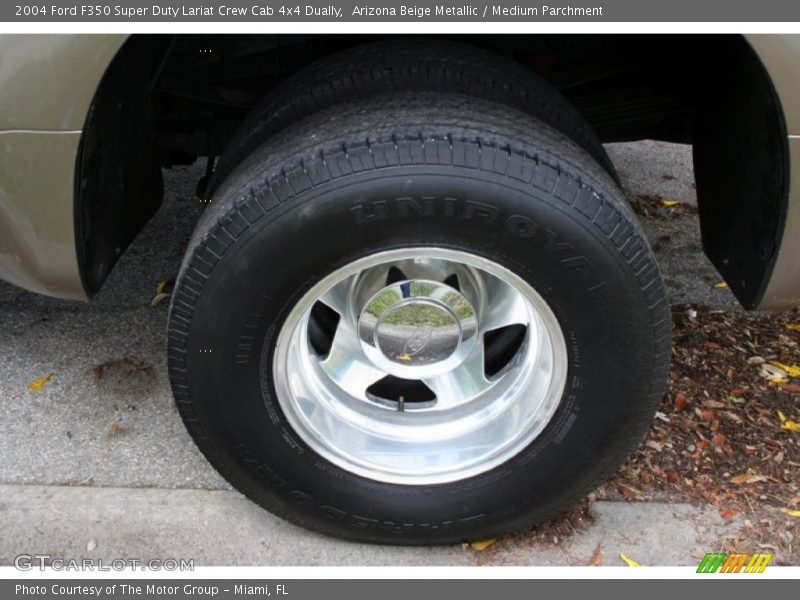Arizona Beige Metallic / Medium Parchment 2004 Ford F350 Super Duty Lariat Crew Cab 4x4 Dually