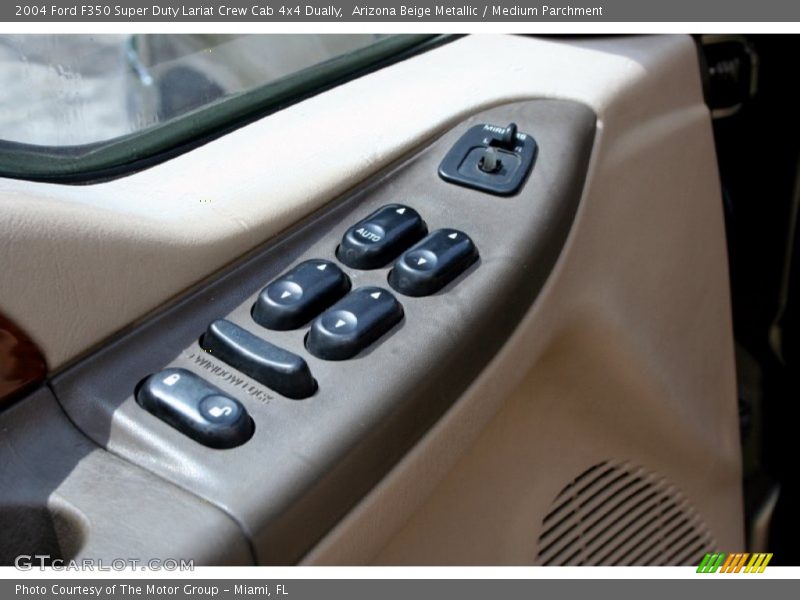 Arizona Beige Metallic / Medium Parchment 2004 Ford F350 Super Duty Lariat Crew Cab 4x4 Dually