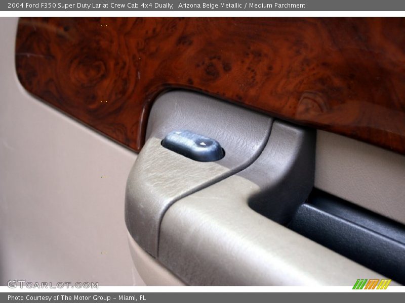 Arizona Beige Metallic / Medium Parchment 2004 Ford F350 Super Duty Lariat Crew Cab 4x4 Dually